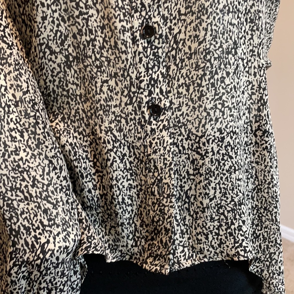 PARKER Silk Button Down Collared Blouse Shirt Cold Shoulder Asymmetrical Top XS - Picture 6 of 10